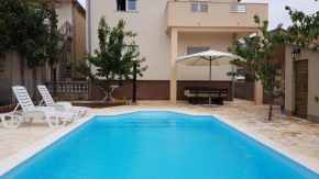 Family friendly apartments with a swimming pool Zadar - 14933
